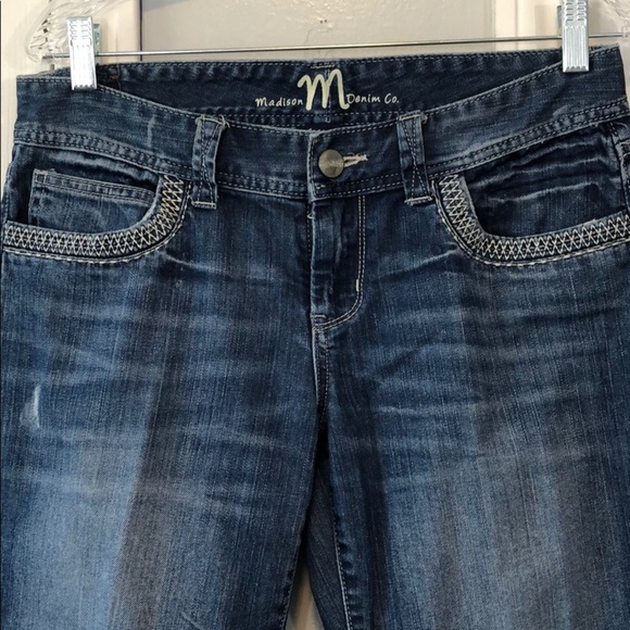 5/6 // Madison Denim Co. Capri Jeans - Picture 4 of 8